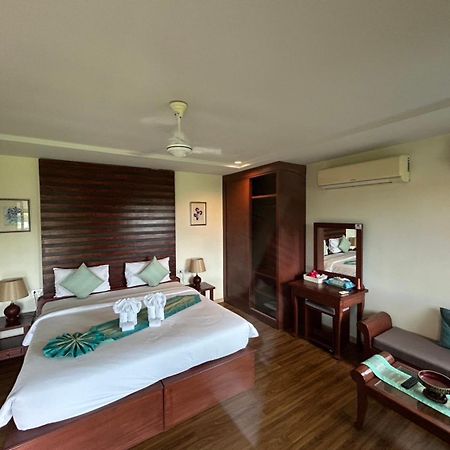 Bang Sak The Hip Resort @ Khao Lak מראה חיצוני תמונה
