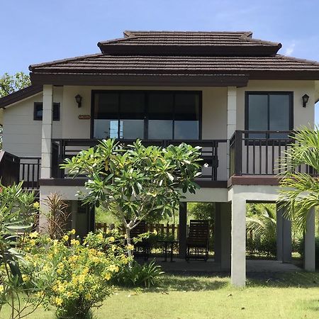 Bang Sak The Hip Resort @ Khao Lak מראה חיצוני תמונה
