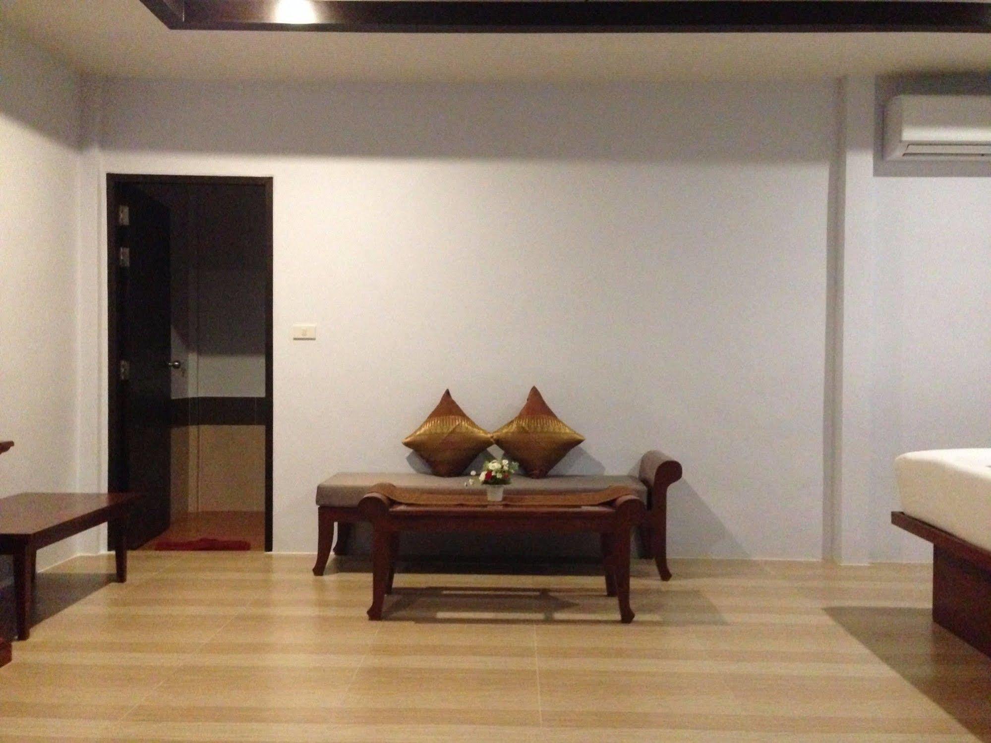 Bang Sak The Hip Resort @ Khao Lak מראה חיצוני תמונה